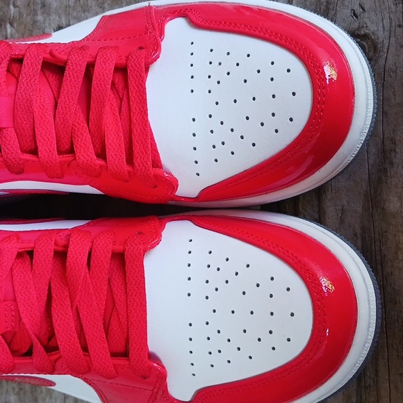 Jordan 1 mids Barcelona - Picture 7 of 13